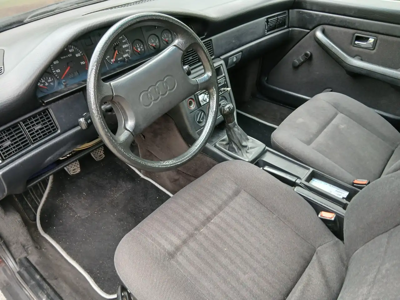 Audi 100 Avant 2.0 E, foto 12