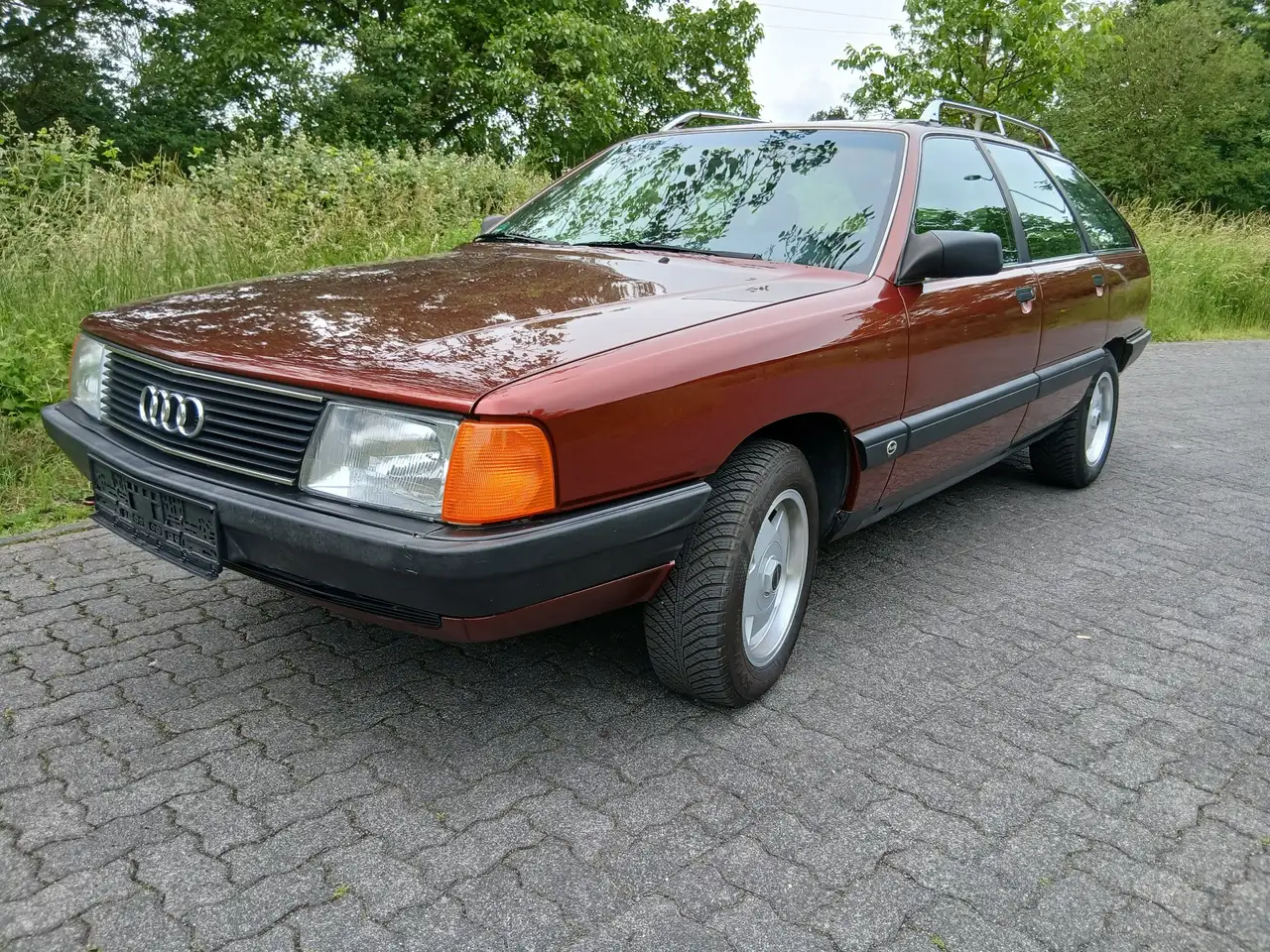Audi 100 Avant 2.0 E, foto 1