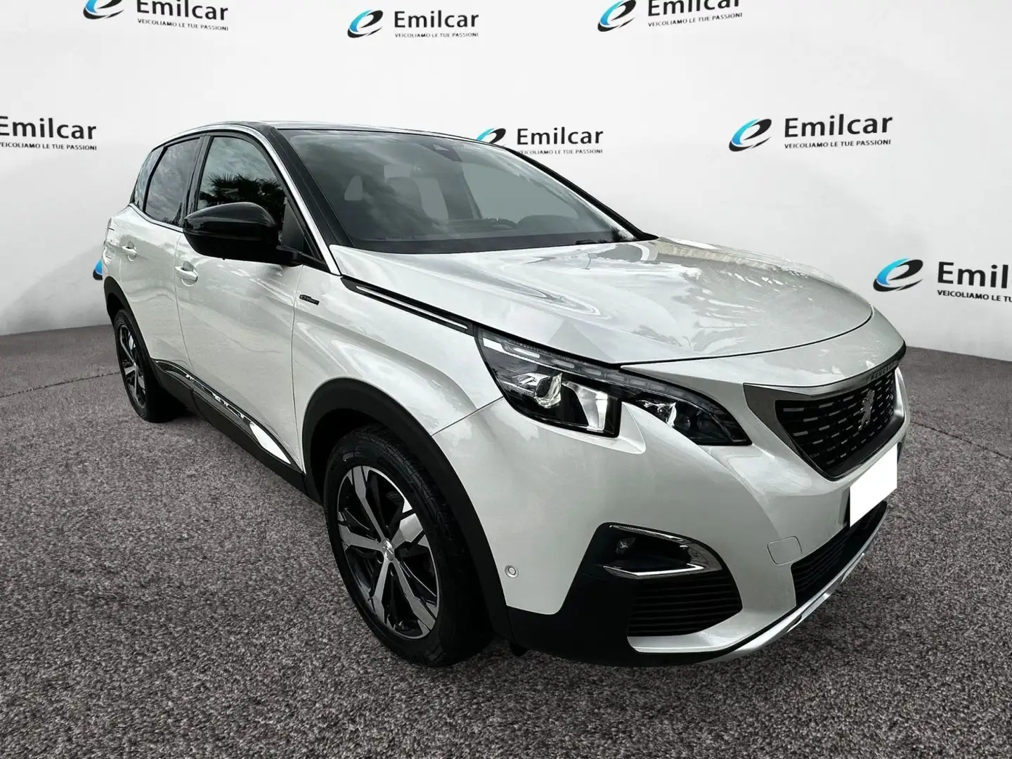 Peugeot 3008 1.2 PureTech Turbo GT Line Blanc - 2