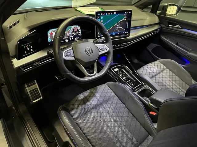 Volkswagen Golf view 15