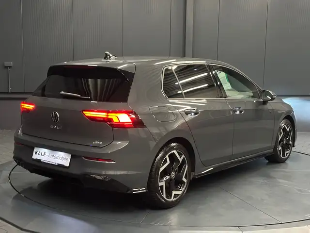Volkswagen Golf view 5