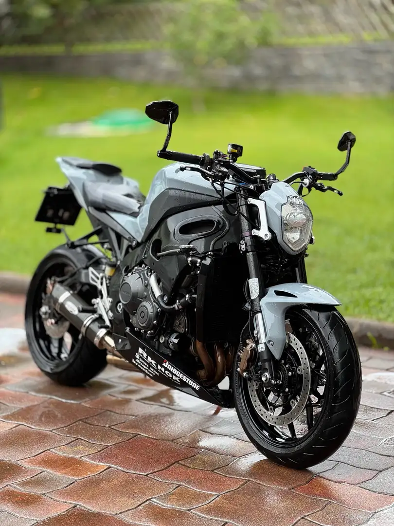 Honda Fireblade CBR 1000 RR ABS Grau - 1