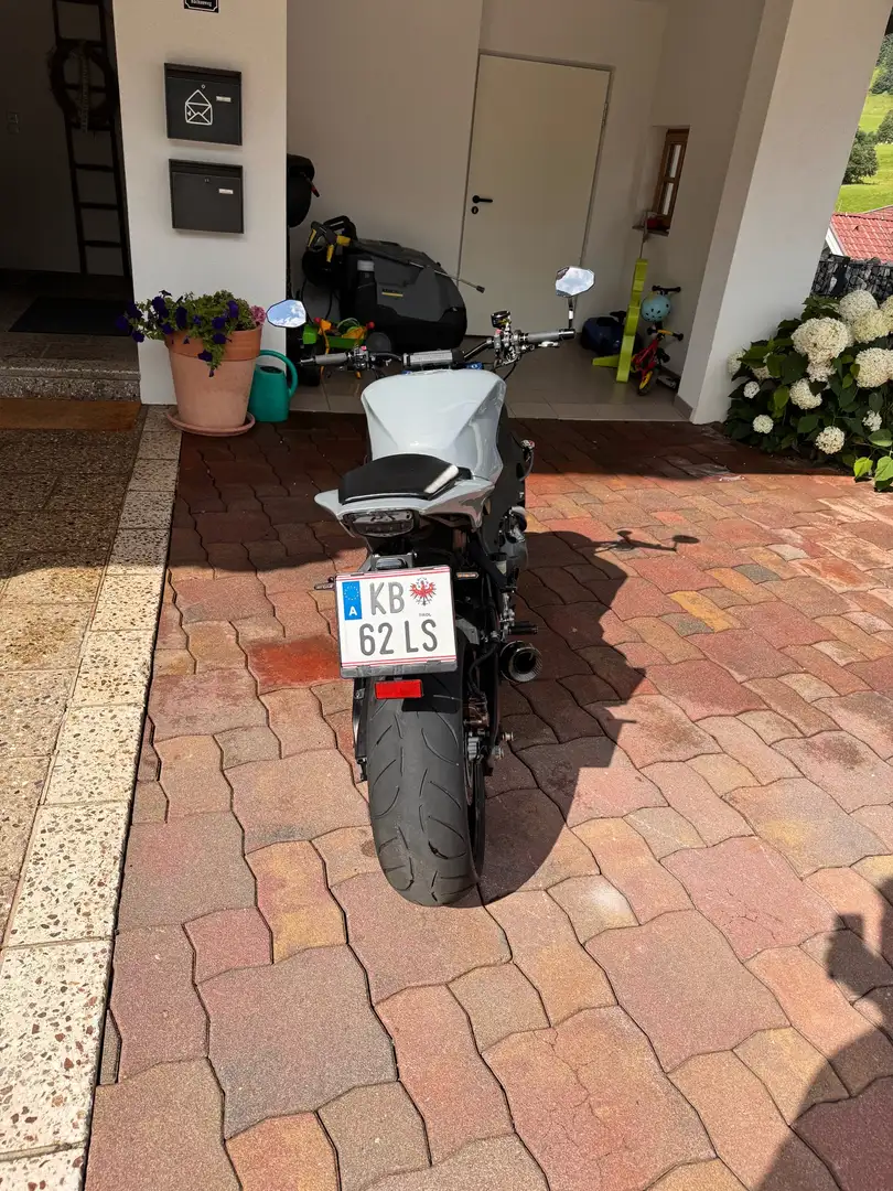 Honda Fireblade CBR 1000 RR ABS Grau - 2