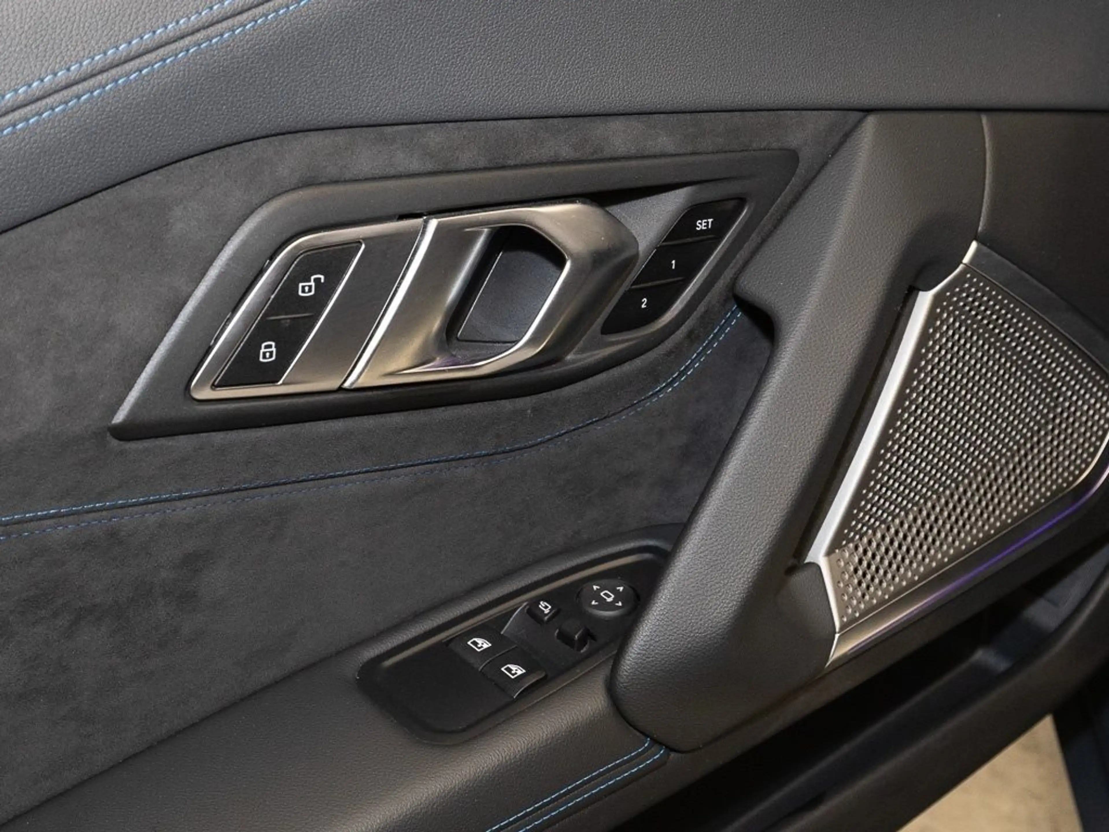 BMW Z4 sDrive30i HUD RFK NAVI LED Sound Syst. DAB — photo 5