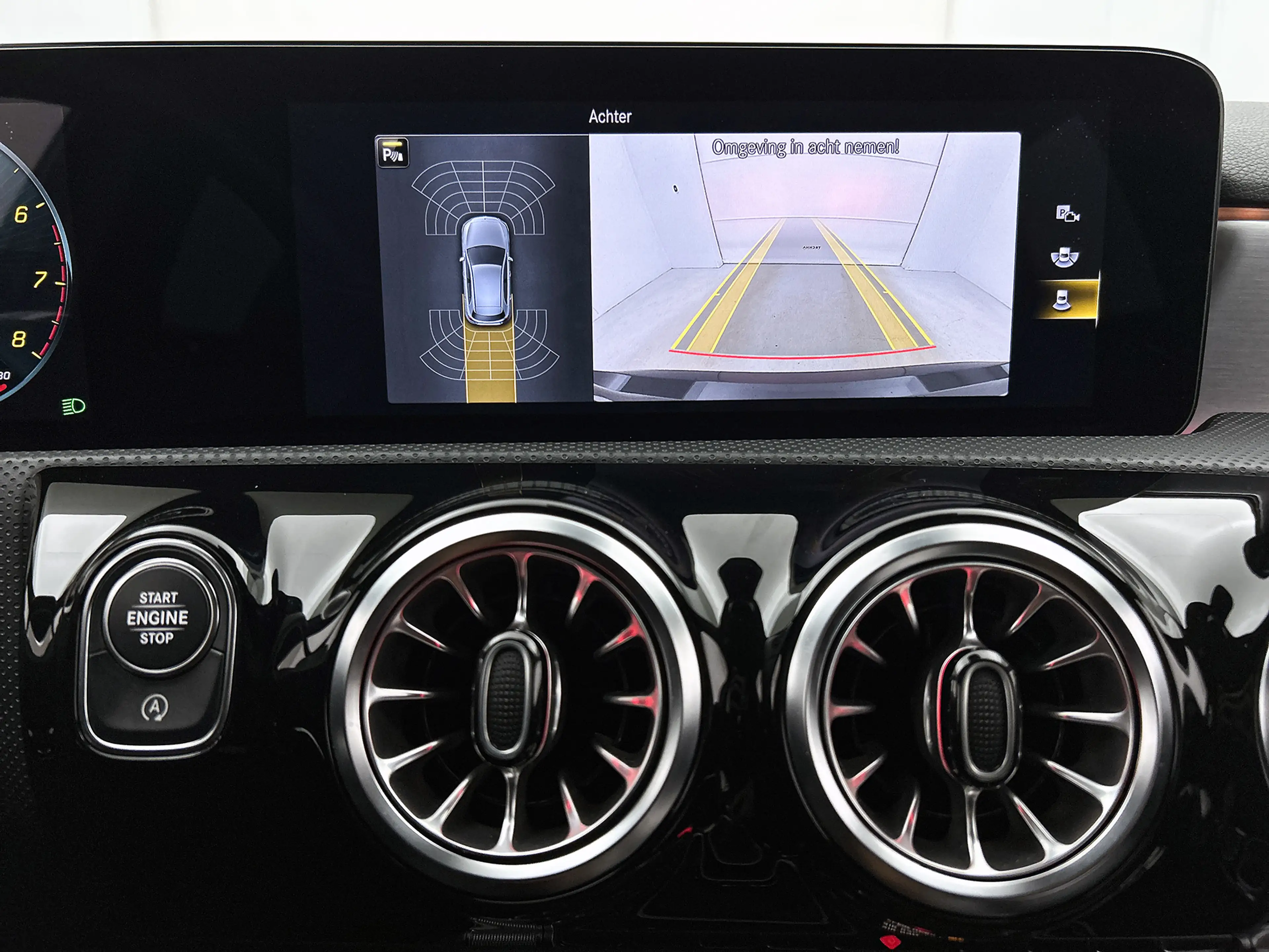 Mercedes-Benz A 180 Business Solution AMG | AMG-Line In en Exterieur | — photo 8