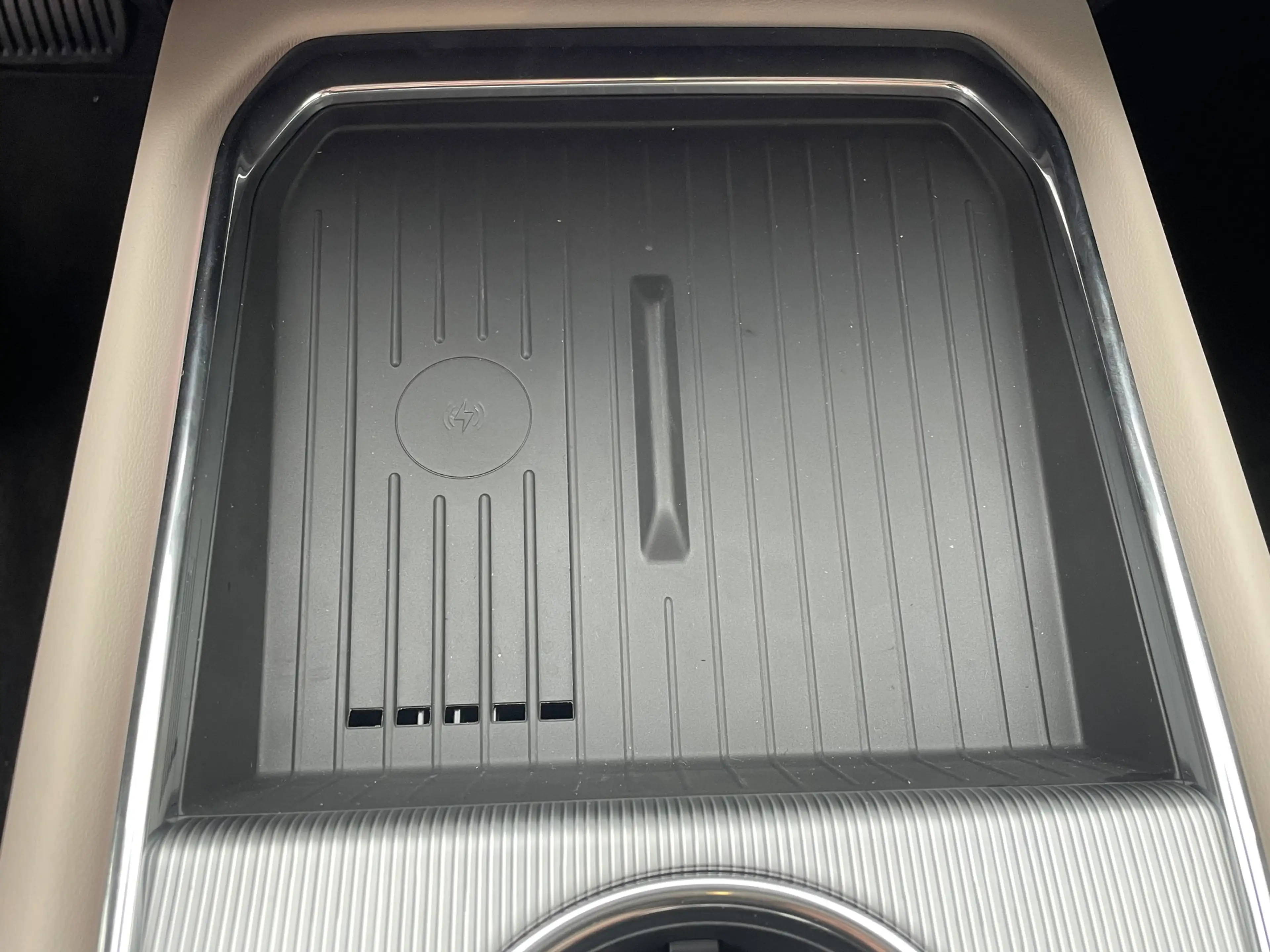 Mazda 6e Takumi Business Edition 68.8 kWh NAVI | APPLE CARP — photo 14