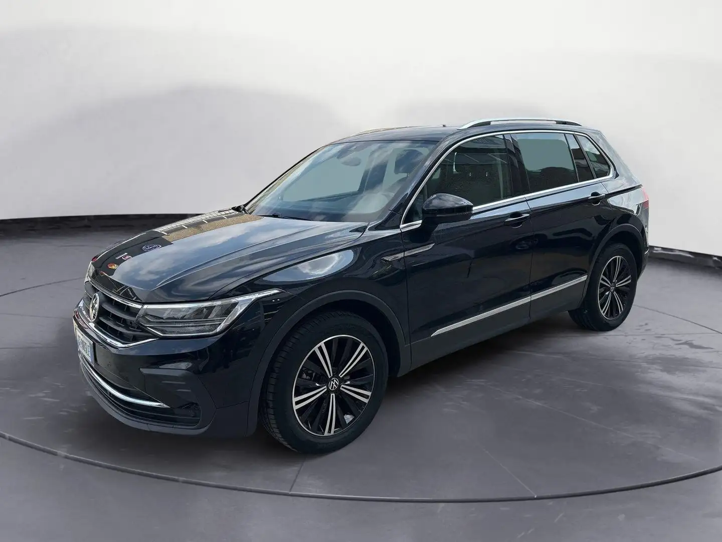 Volkswagen Tiguan II 2021 Noir - 1