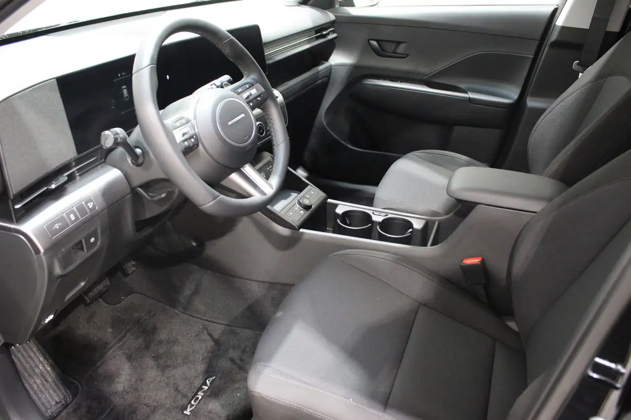 Hyundai KONA снимка Hyundai KONA