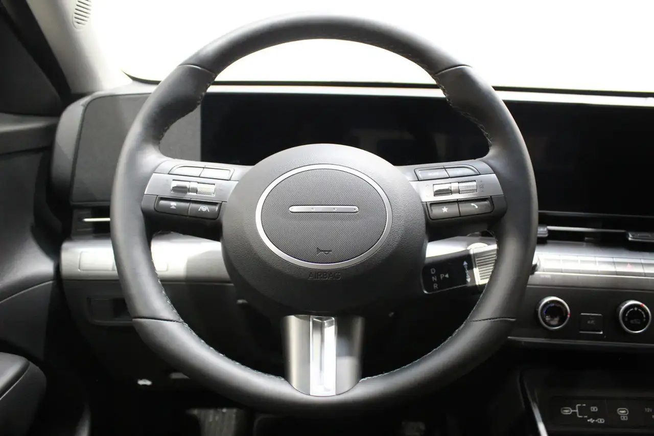 Hyundai KONA снимка Hyundai KONA