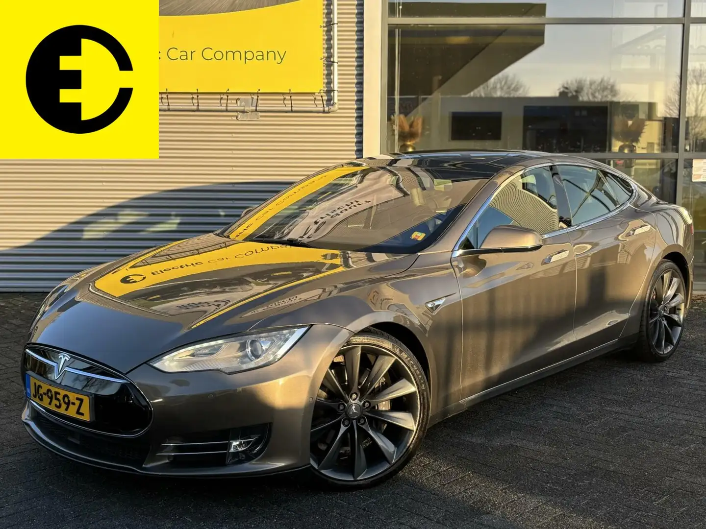 Tesla Model S 90D Base | Pano | Stoelverwarming |MCU2 Šedá - 1