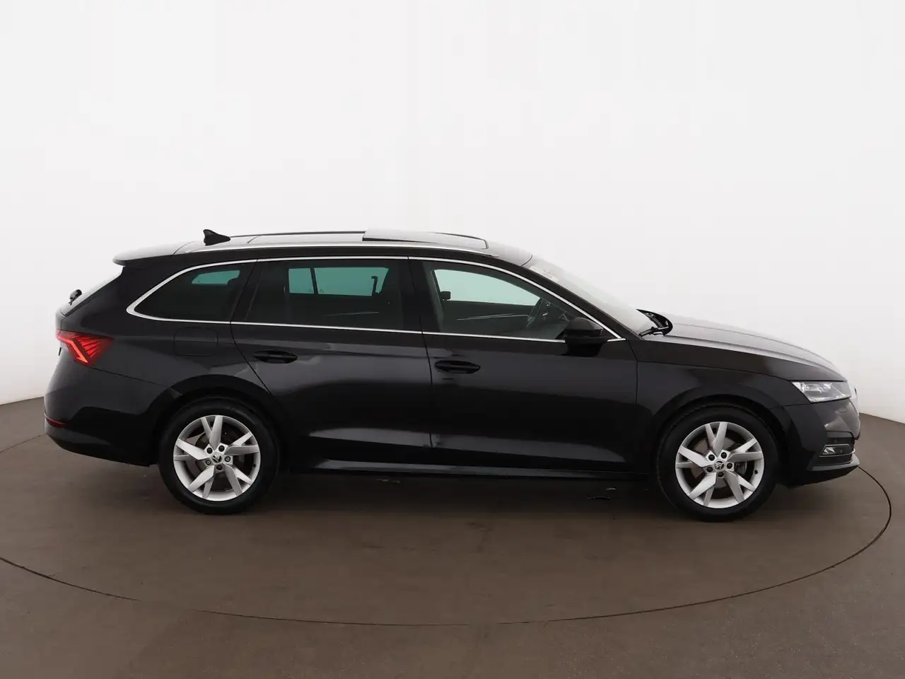 Skoda Octavia Combi 1.0 TSI Style Aut MATRIX RADAR NAVI, миниатюра 9