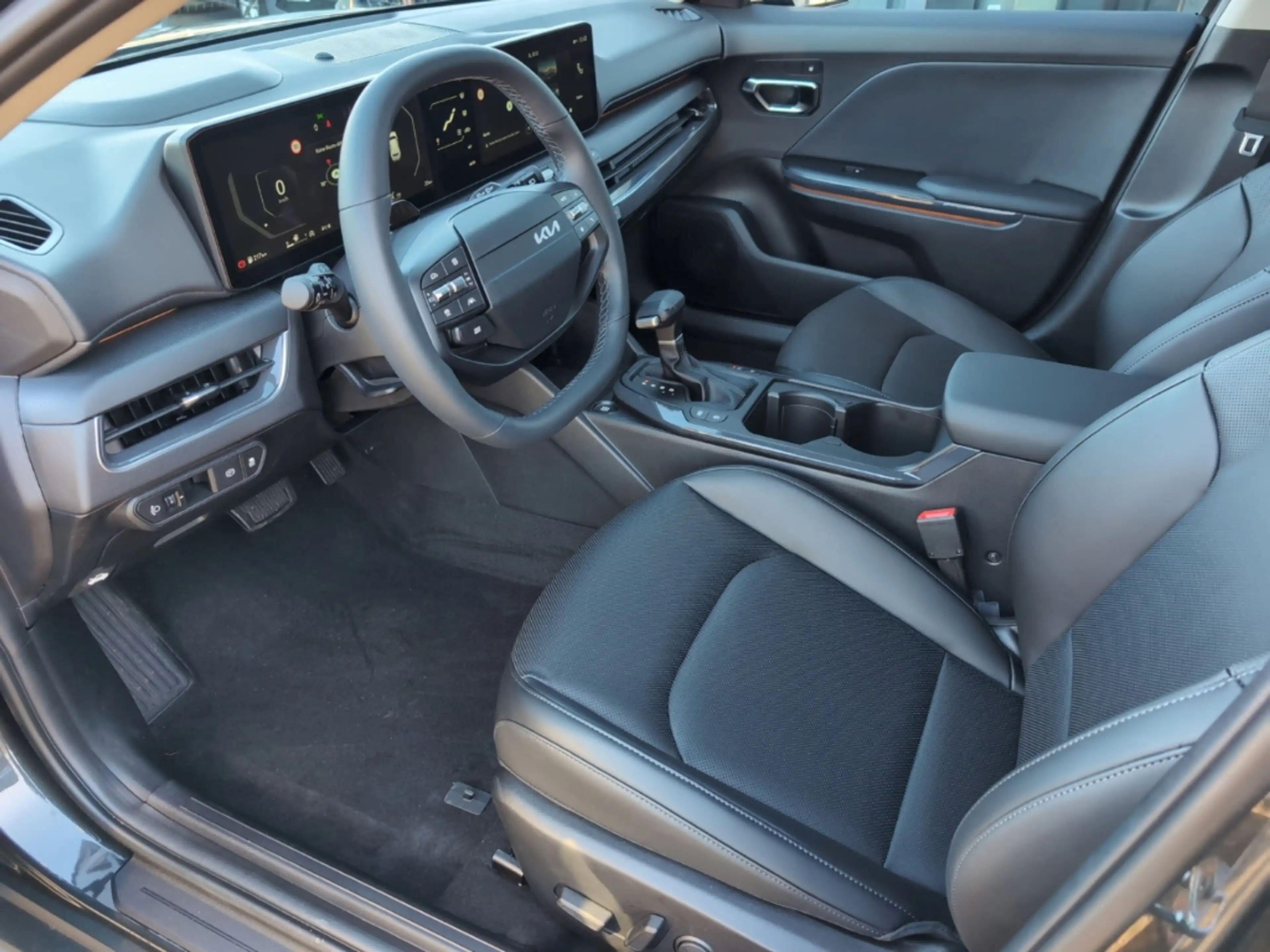 Kia K4 1.6T-GDI SPIRIT / UPE: 39.450,-€ / DCT7 DRIVE-WISE — photo 9