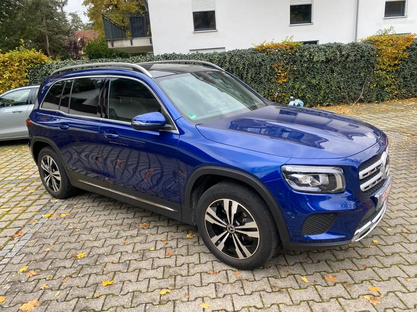 Mercedes-Benz GLB 200 4Matic*Autom.*PANO*LED*ATM 22tsd.km Blau - 1
