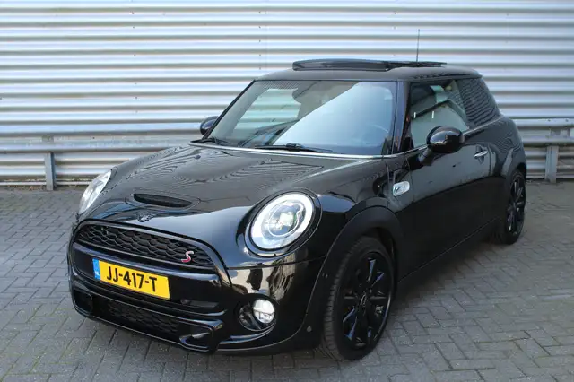 MINI Cooper S 2.0 192pk Serious Business AUTOMAAT Panoramadak NL