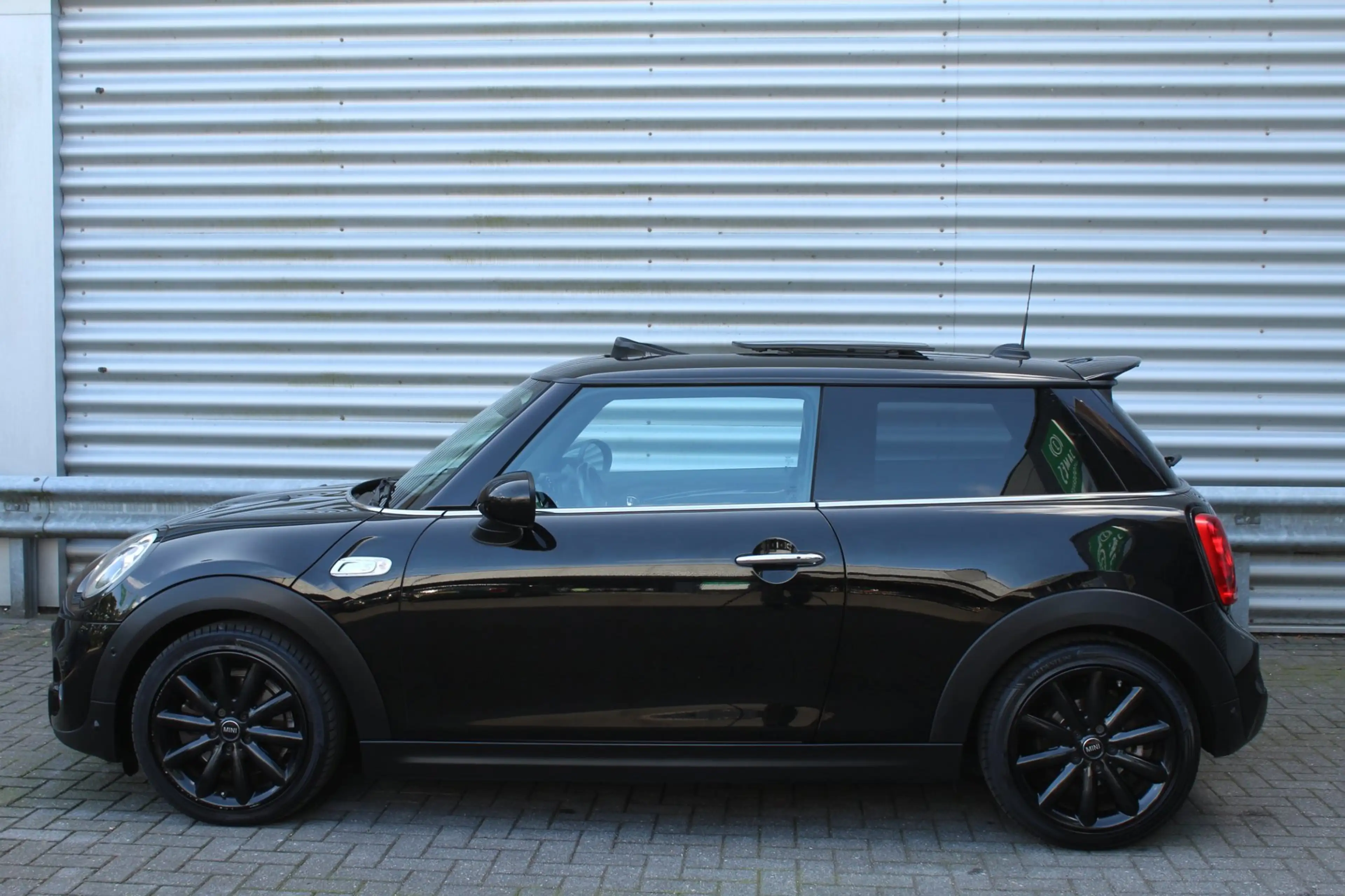 MINI Cooper S 2.0 192pk Serious Business AUTOMAAT Panoramadak NL — photo 8