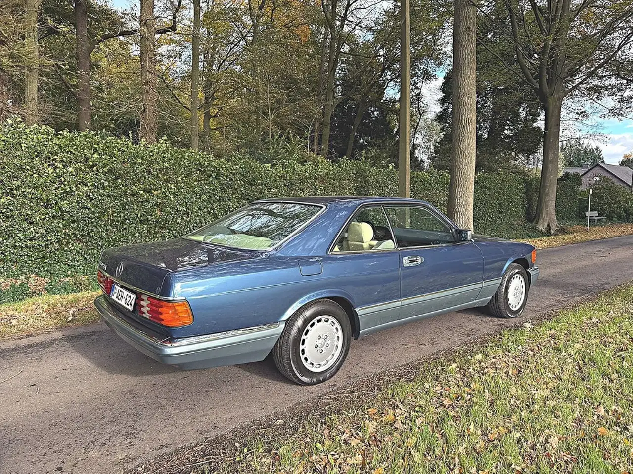 Mercedes-Benz 560 SEC, foto 3