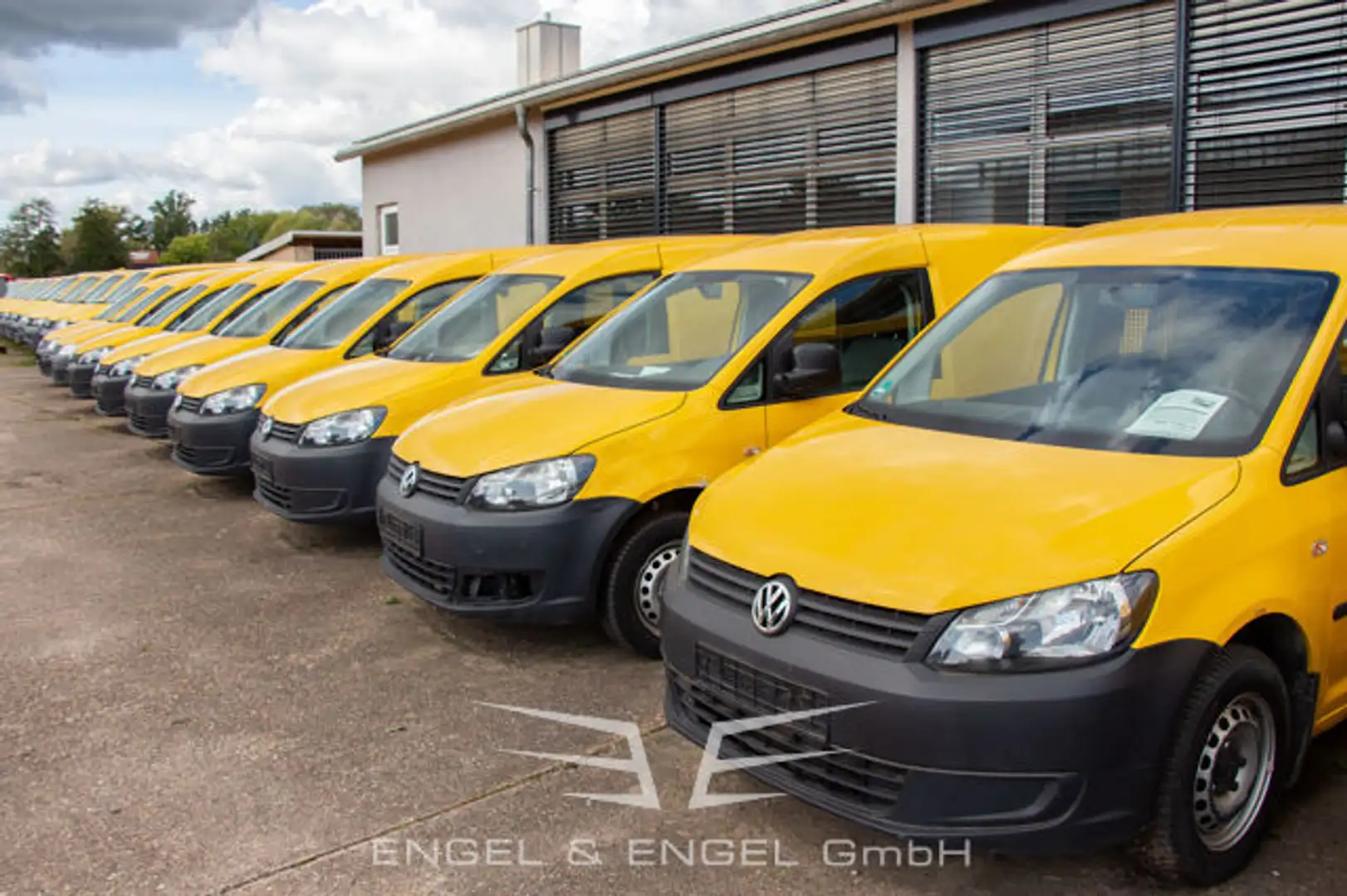 Volkswagen Caddy 2.0 TDI PARKTRONIK EURO-5 Jaune - 1