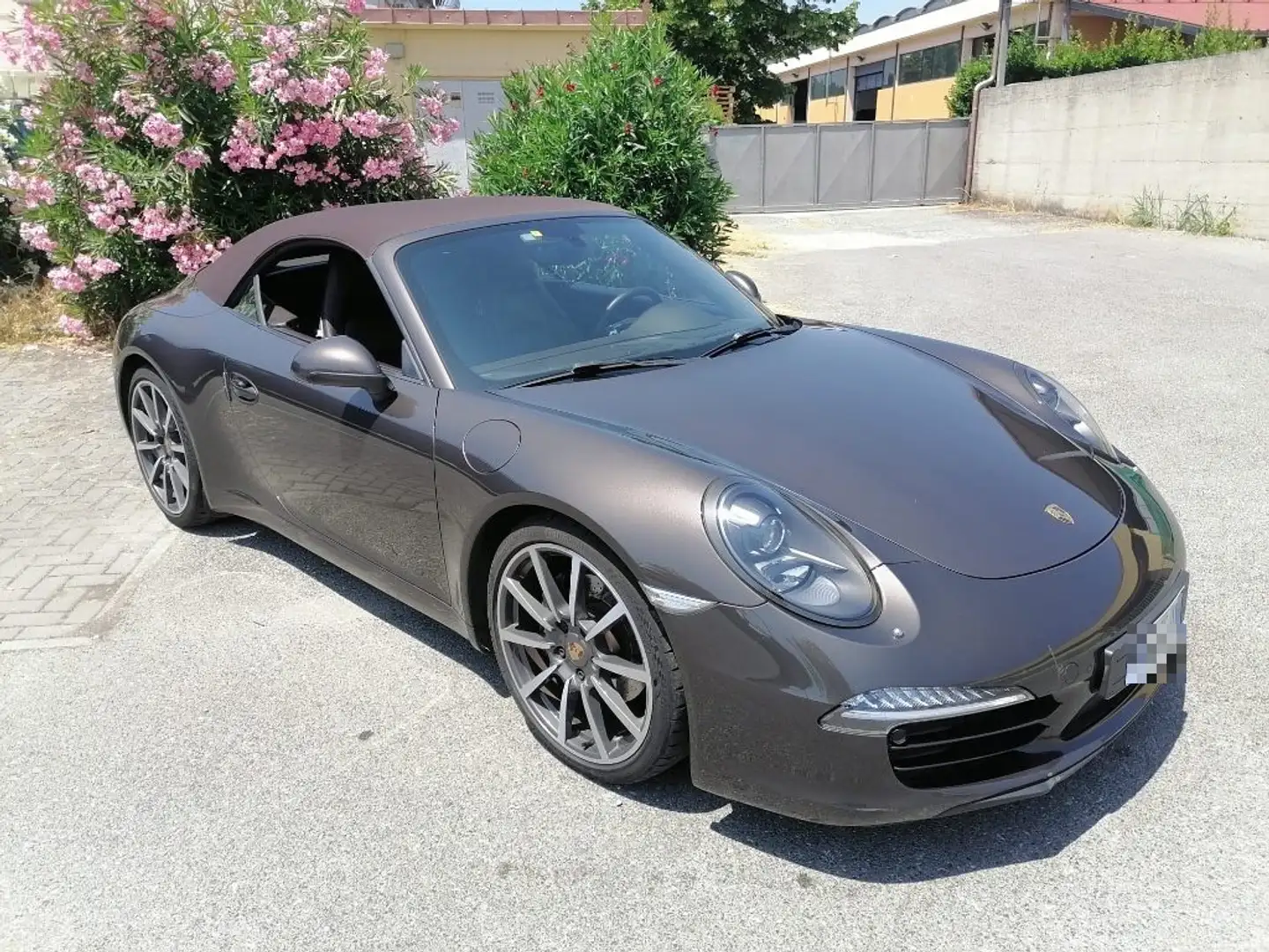 Porsche 991 Carrera Cabriolet Macadamia Marrone - 2