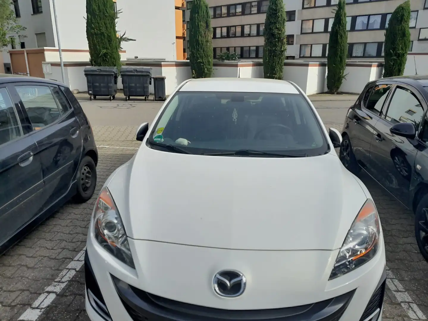 Mazda 3 3 1.6 MZR Active Plus Weiß - 1