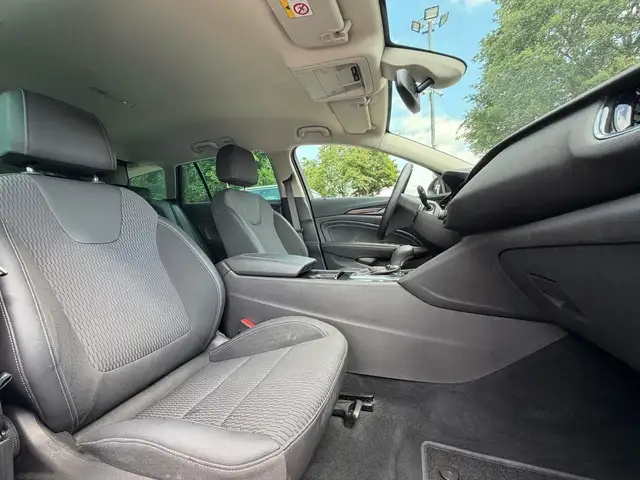 Opel Insignia view 10