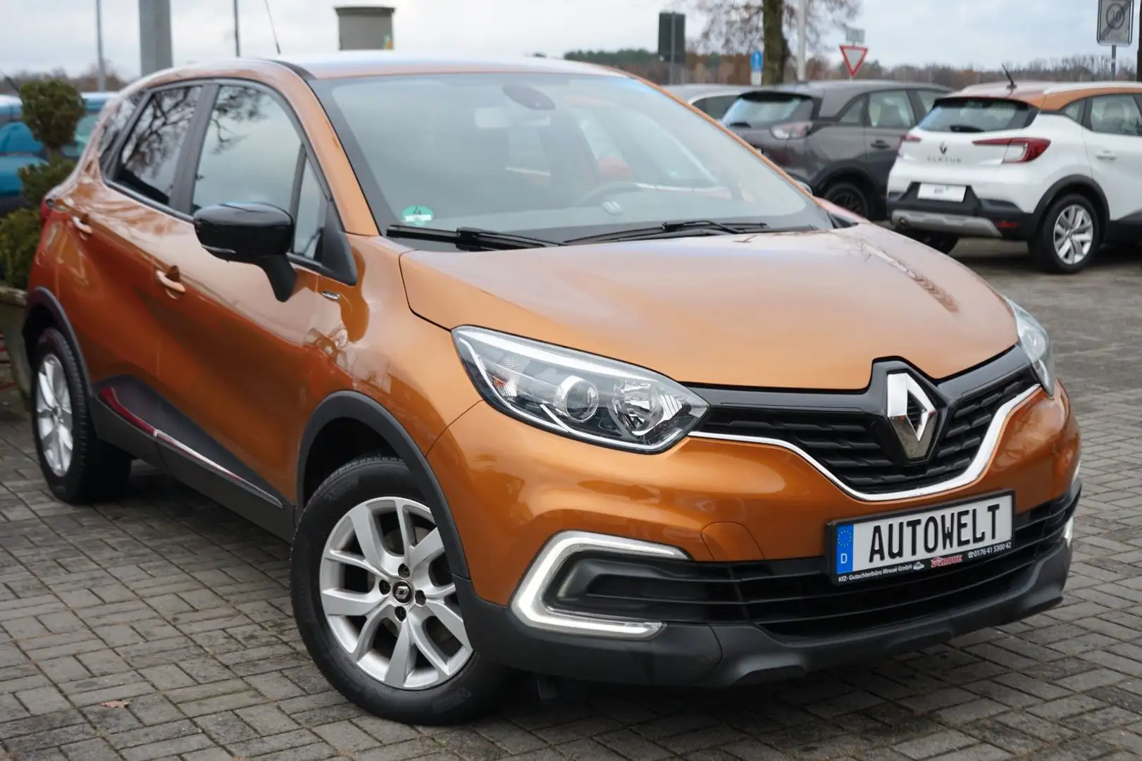 Renault Captur ENERGY dCi 90 EDC Limited Orange - 2