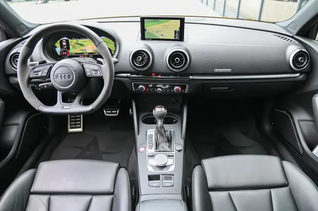 Audi RS3 view 10