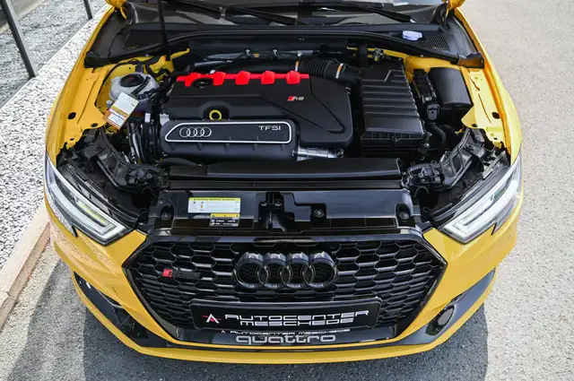 Audi RS3 view 7