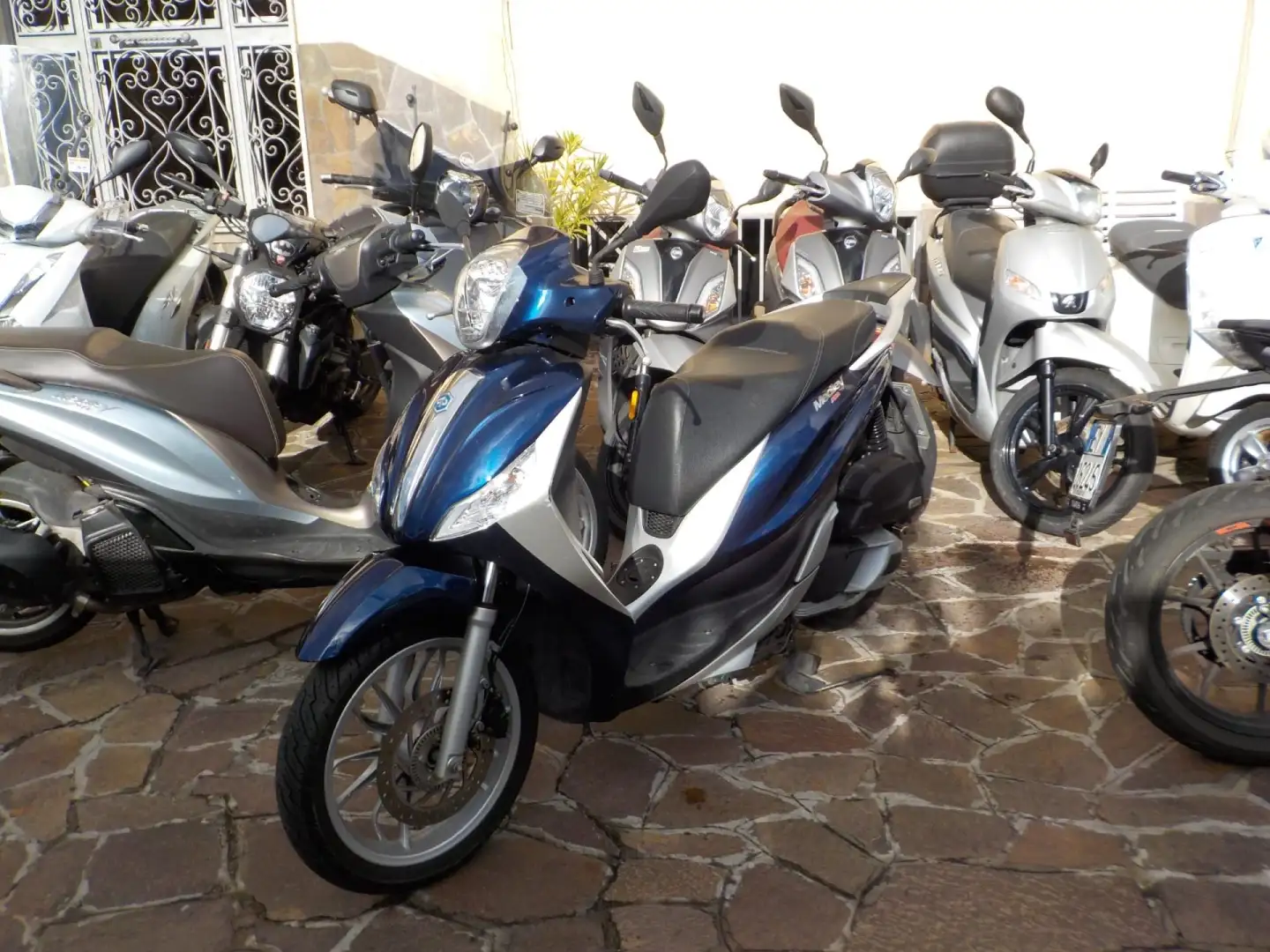 Piaggio Medley 150 Anno 2019 Blu/Azzurro - 1