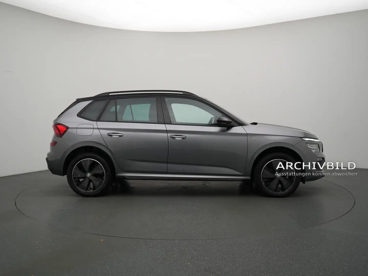 Skoda Kamiq Monte Carlo DSG KAM SHZ CARPLAY PDC ACC Schwarz - 2