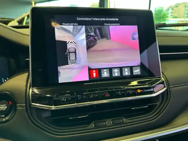 Jeep Compass view 4