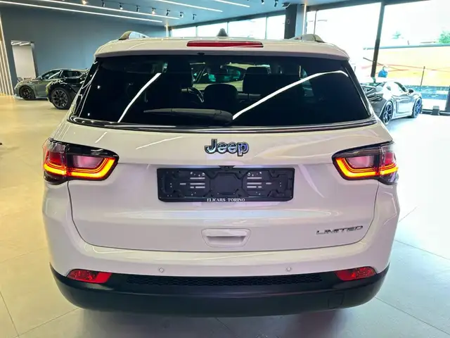 Jeep Compass view 2