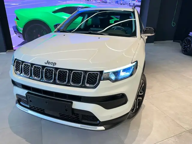 Jeep Compass view 11