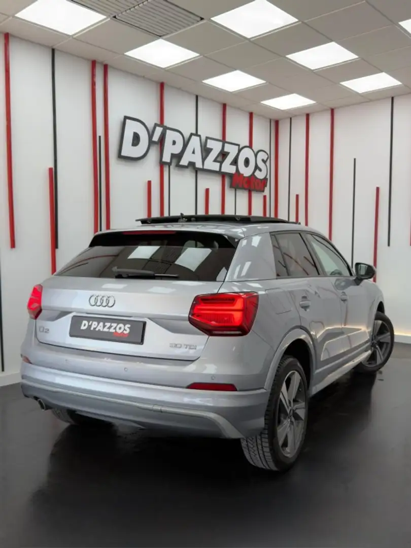 Audi Q2 30 TDI Black line edition 85kW Gris - 2
