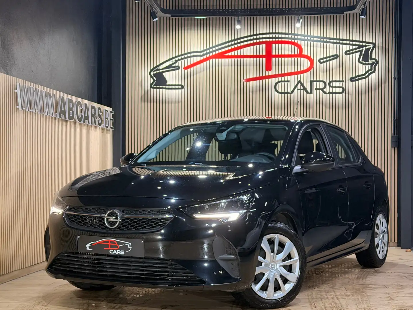 Opel Corsa 1.2 Turbo * BOITE AUTO * GAR 12 MOIS * 1ER PROP * Noir - 1