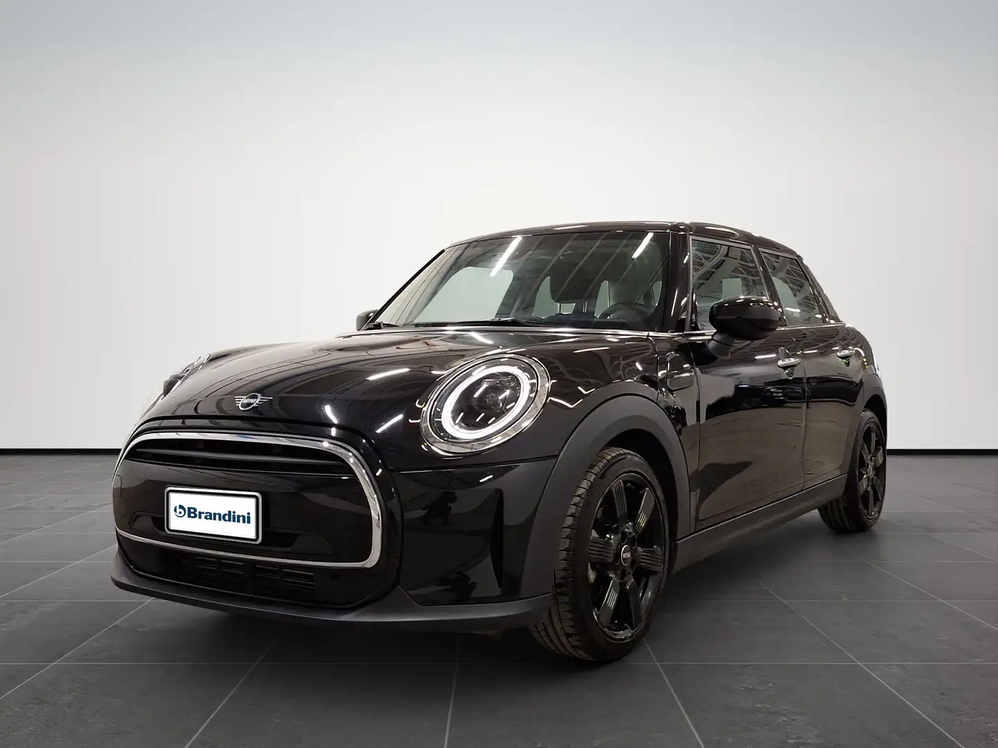 MINI Cooper 1.5 Cooper Yours auto Schwarz - 1