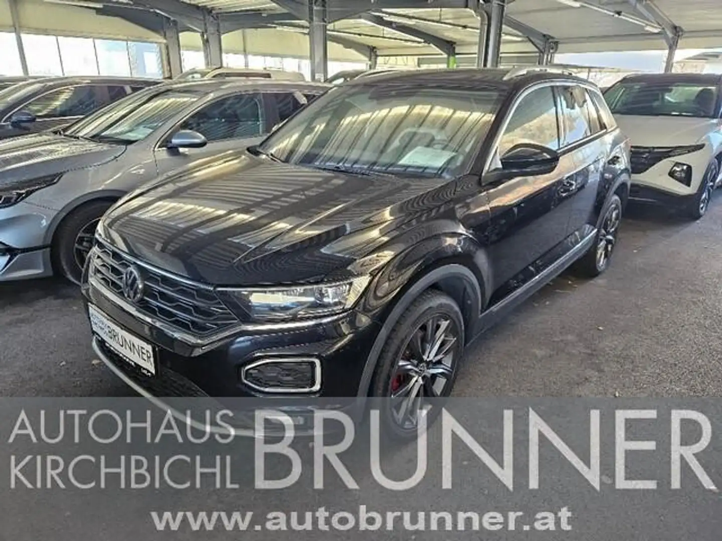Volkswagen T-Roc 2,0 TDI SCR 4Motion Sport DSG Schwarz - 1