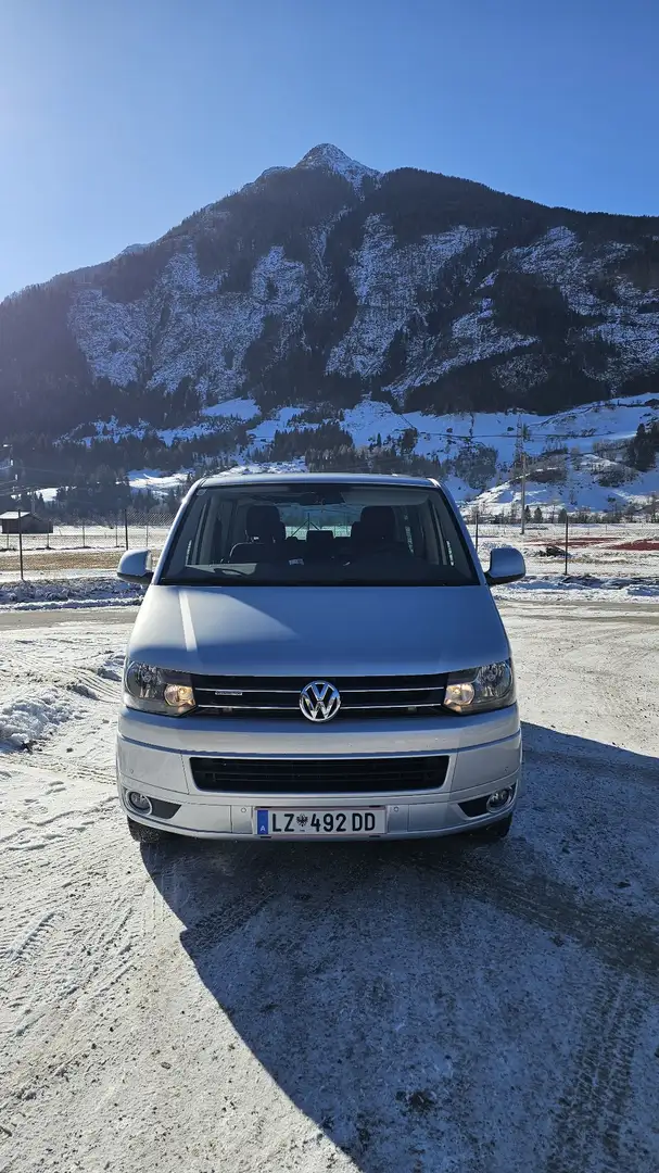 Volkswagen T5 Multivan 2,0 TDI BMT D-PF - 2