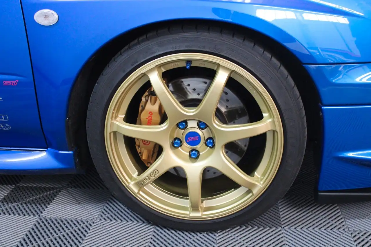SUBARU IMPREZA WRX STI 2.0 360ch BVM Transmission intégrale