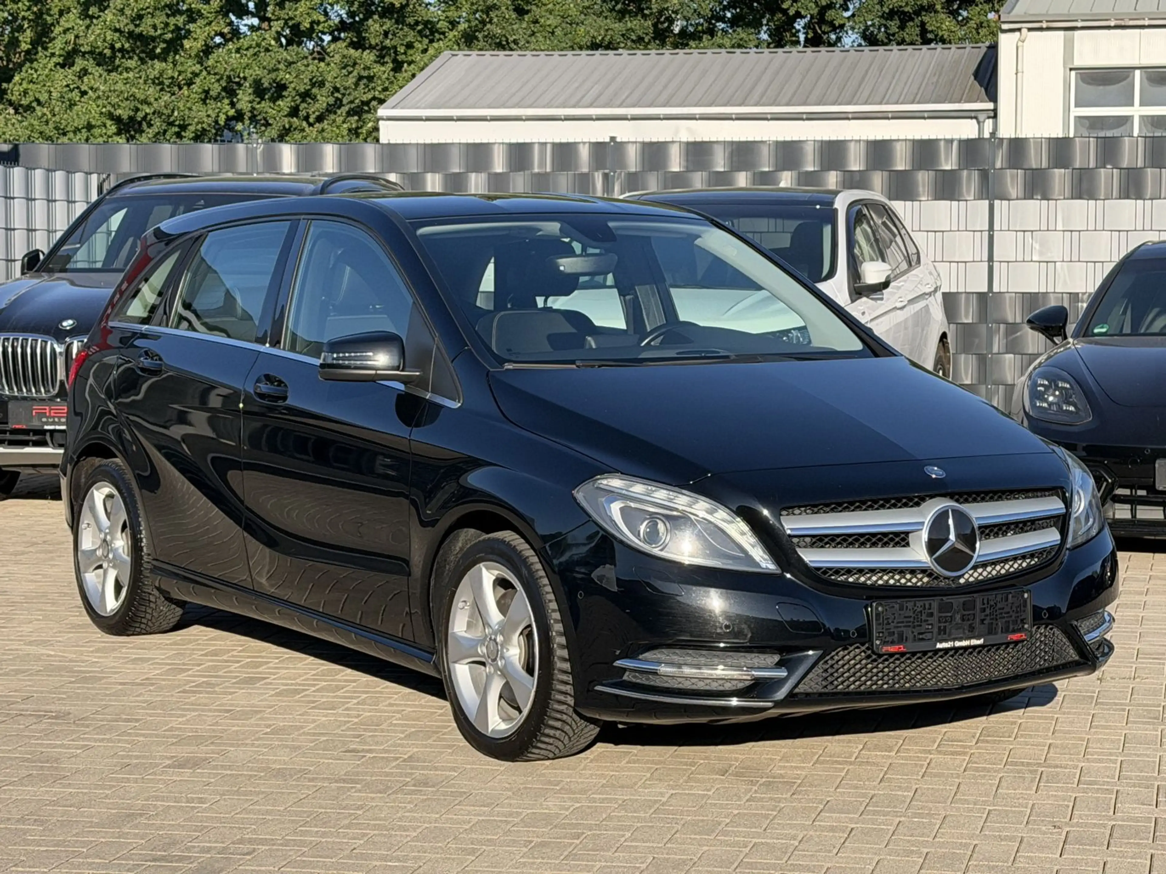 Mercedes-Benz B 220 4M Sport|Automatik|Xenon|Totwinkel — photo 5