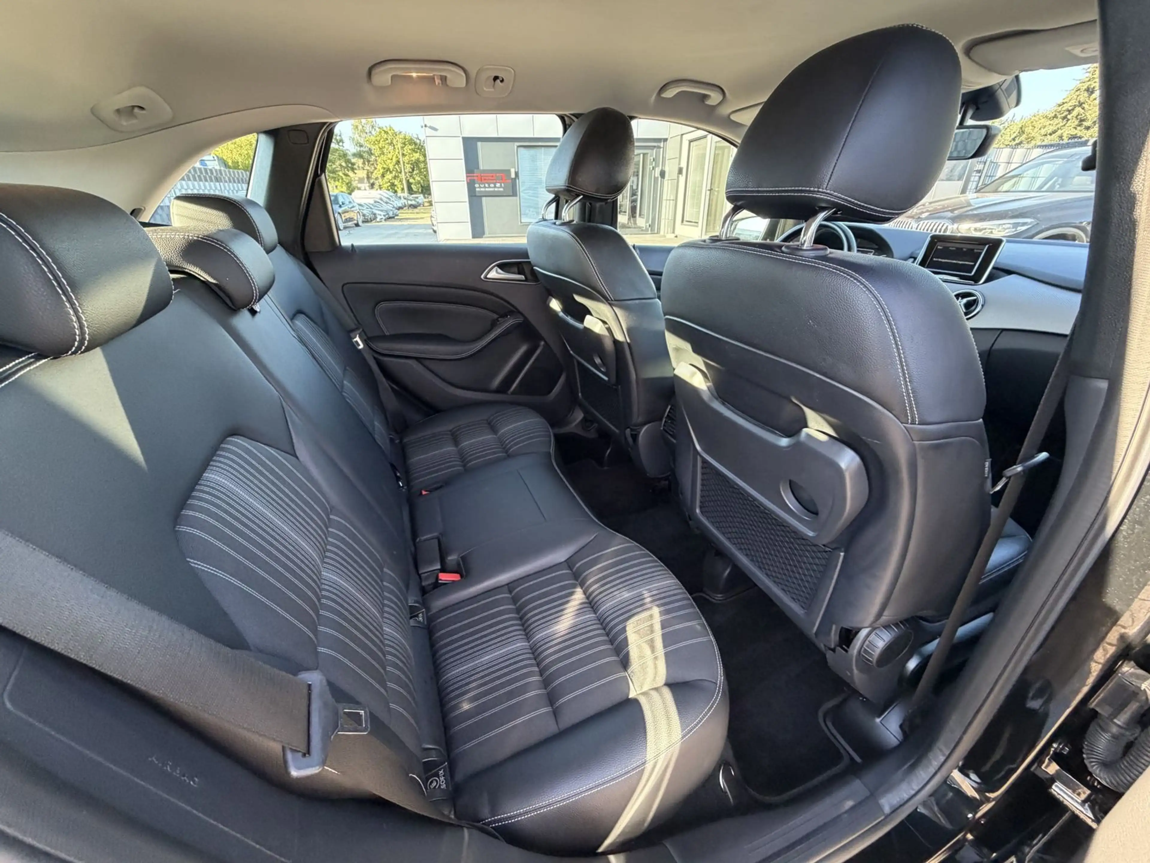Mercedes-Benz B 220 4M Sport|Automatik|Xenon|Totwinkel — photo 10