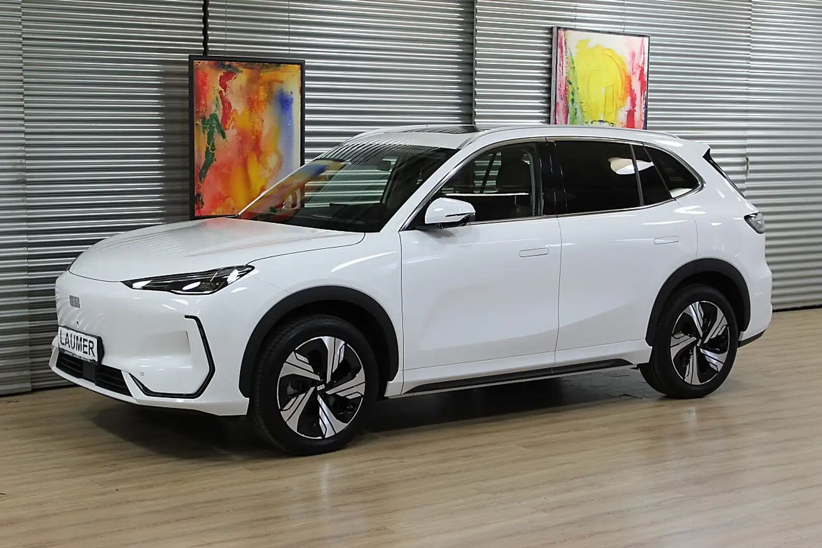 Geely E5 Max Plus 68kWh-Batterie Weiß - 1