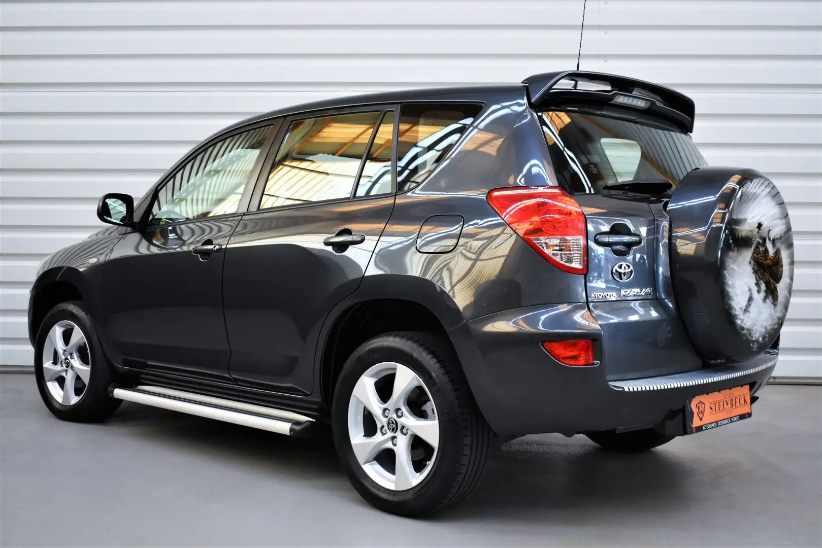 Toyota RAV 4 4 Sol+Tempomat+AHK+2.Hand+Alu+61.100KM Gris - 2