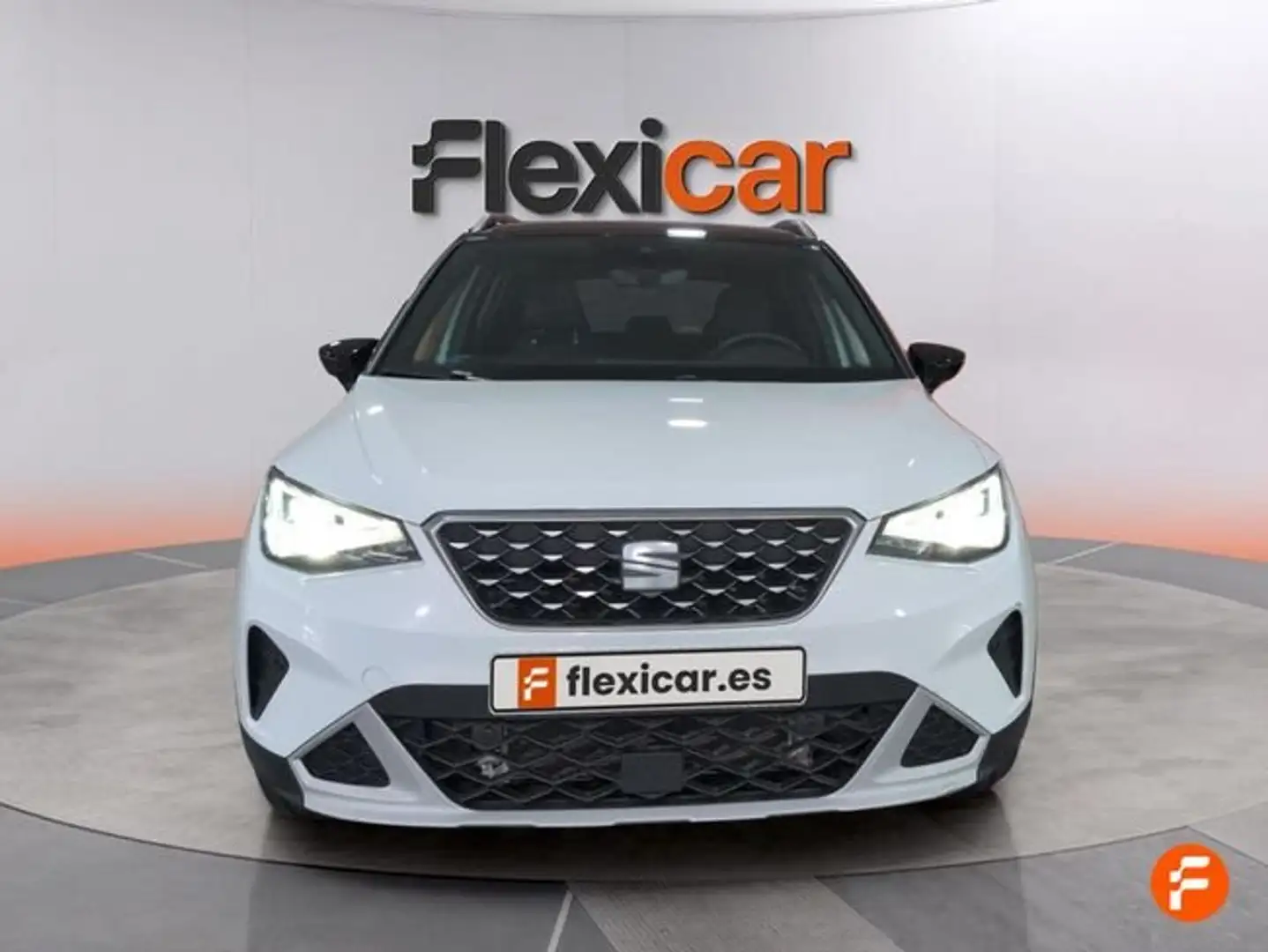 SEAT Arona 1.5 EcoTSI S&S Special Edition DSG7 150 Blanco - 2