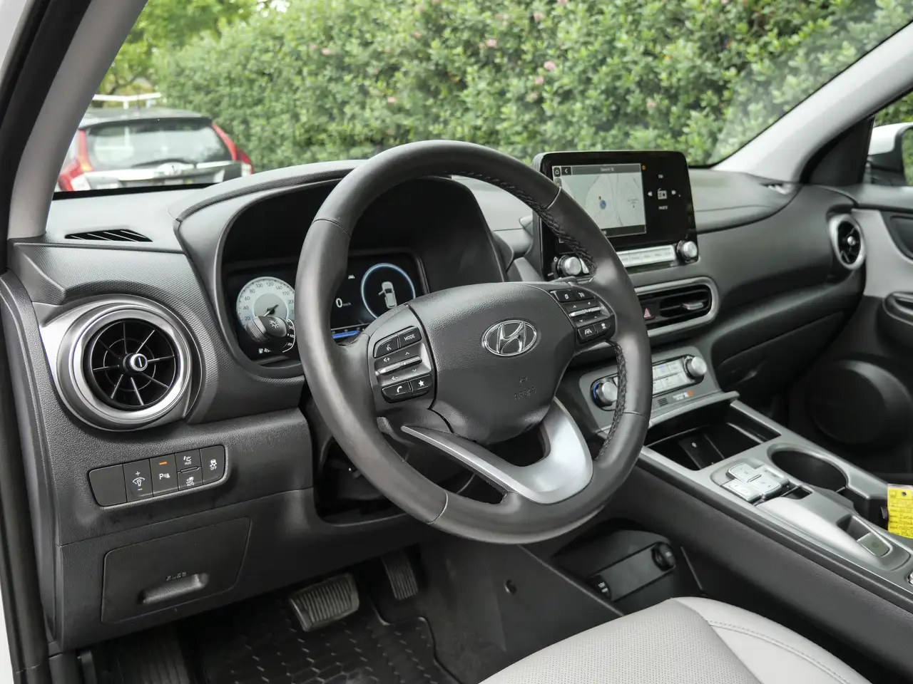 Hyundai KONA снимка Hyundai KONA
