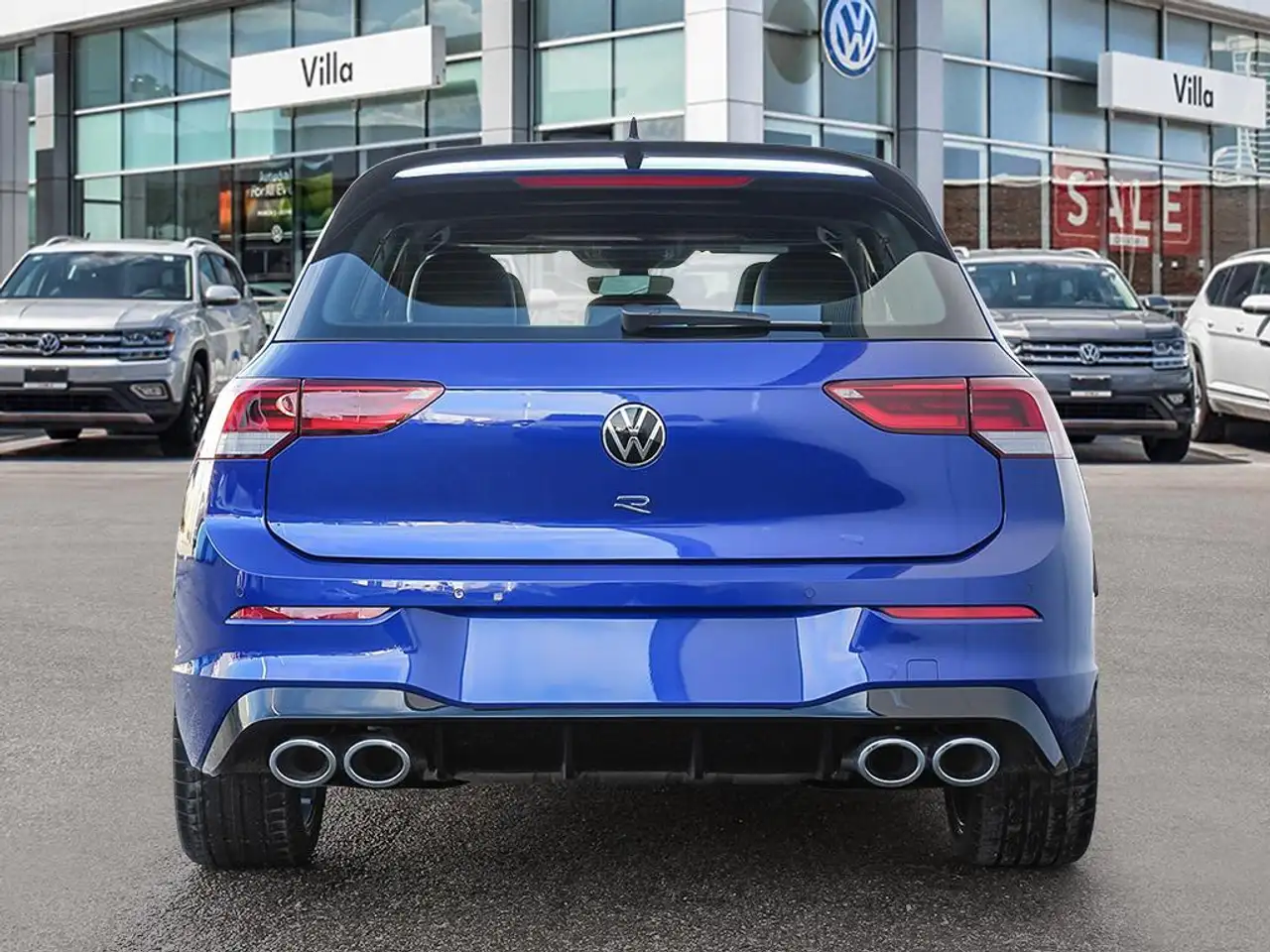 Volkswagen Golf R снимка Volkswagen Golf R
