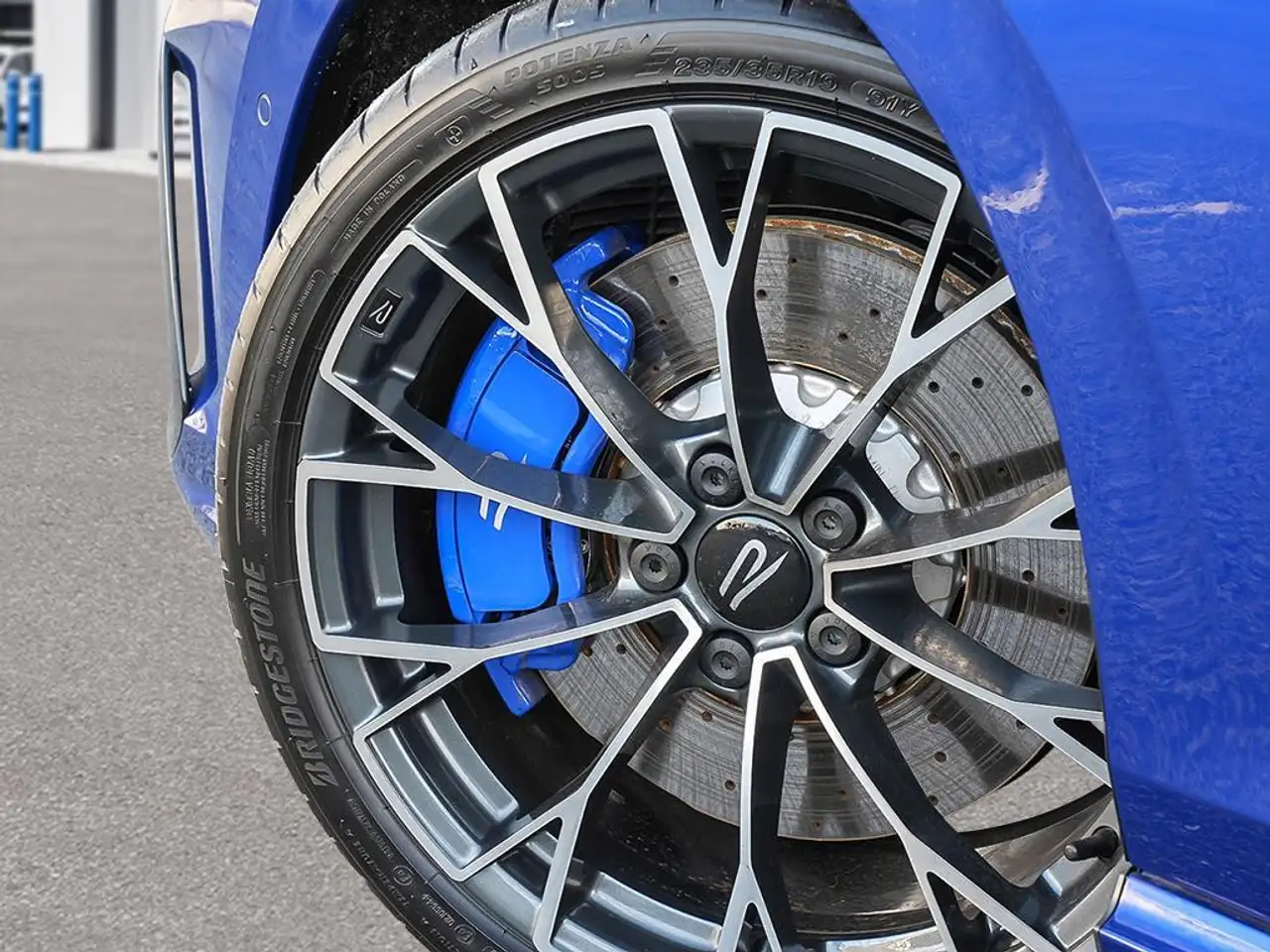 Volkswagen Golf R снимка Volkswagen Golf R