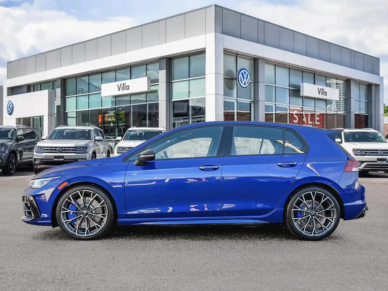 Volkswagen Golf R снимка Volkswagen Golf R