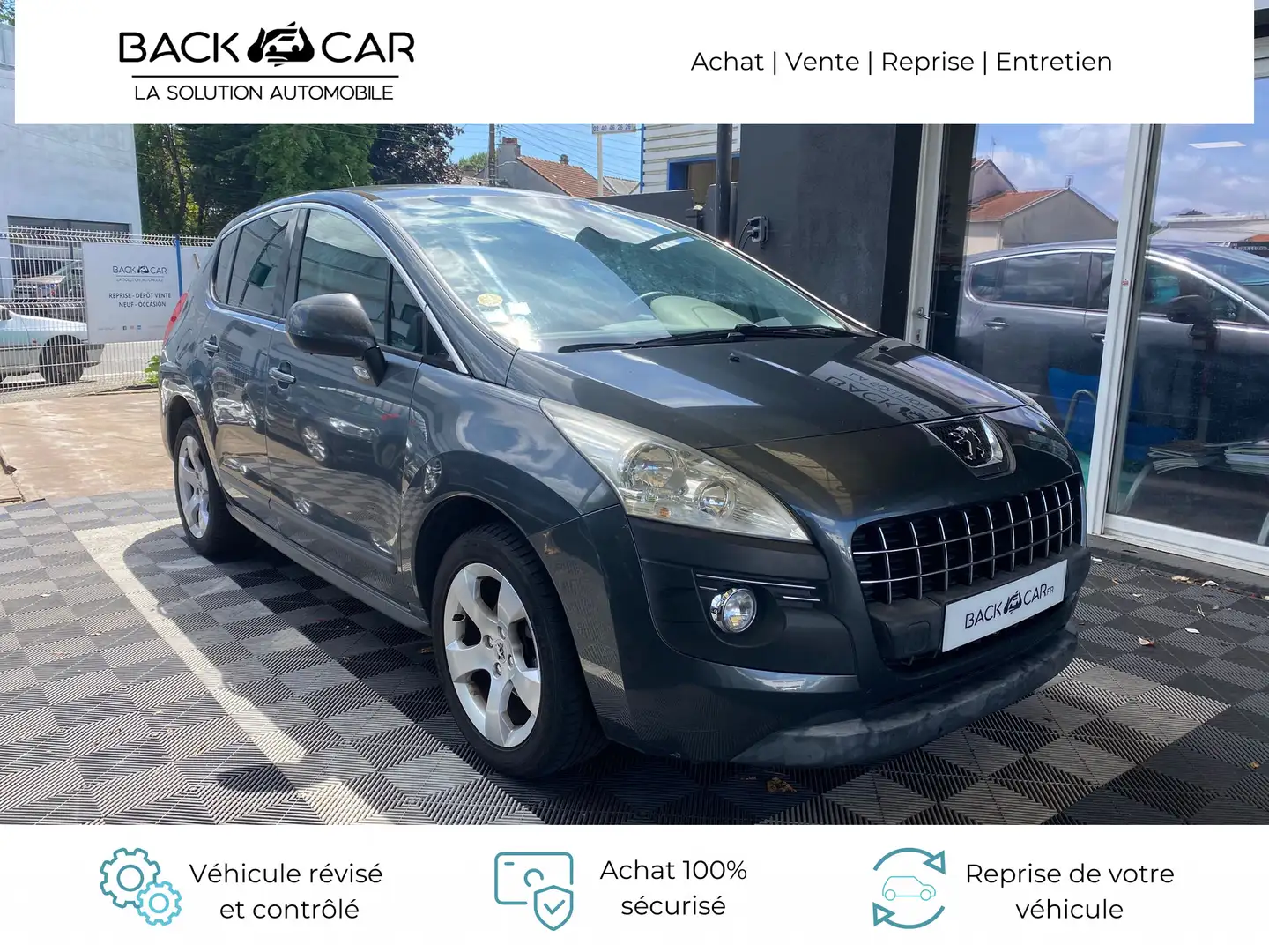 Peugeot 3008 1.6 HDi 16V 110ch FAP Confort Pack Gris - 1