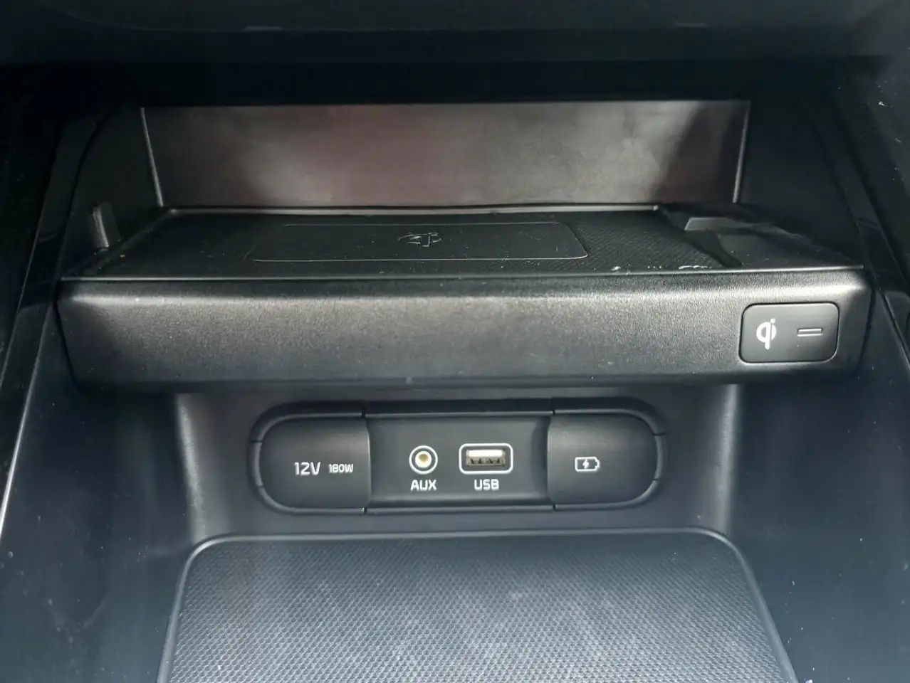 Kia Forte снимка Kia Forte