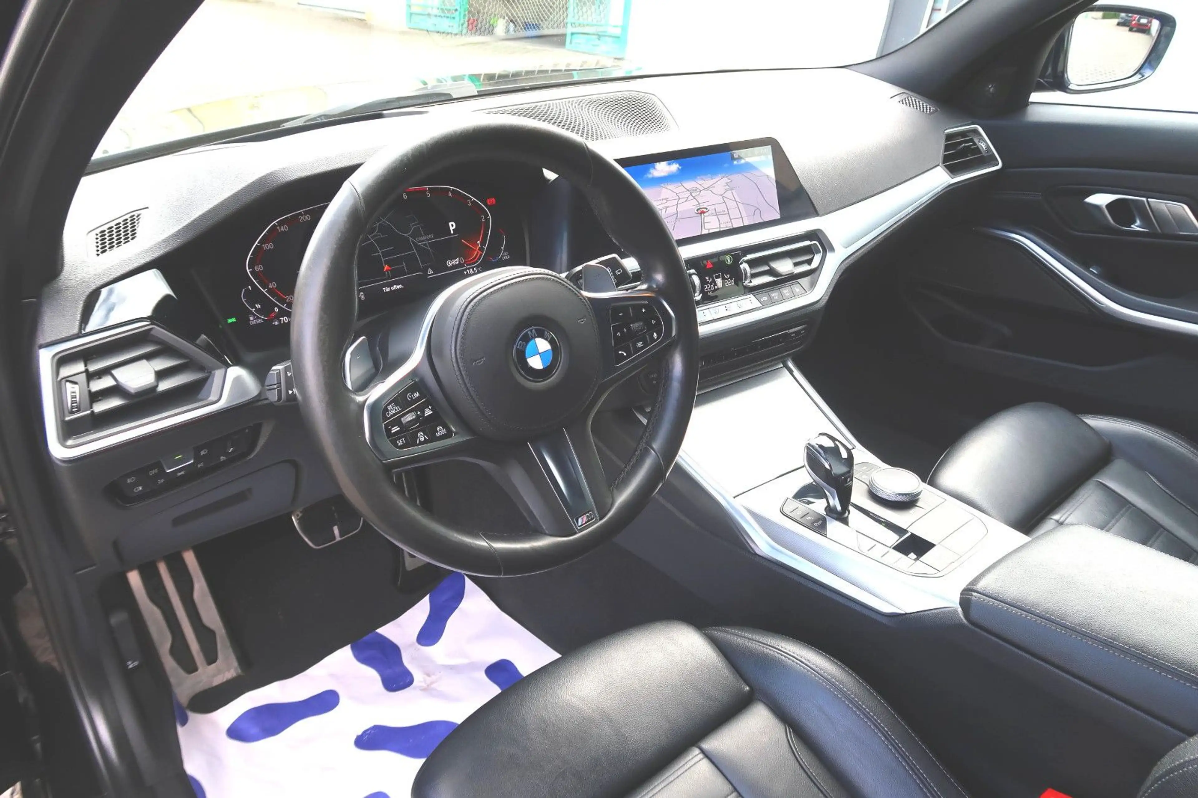BMW 320 dxDrTour"M Sport"19"Laser"HeadUp"Leder"Harman — photo 10